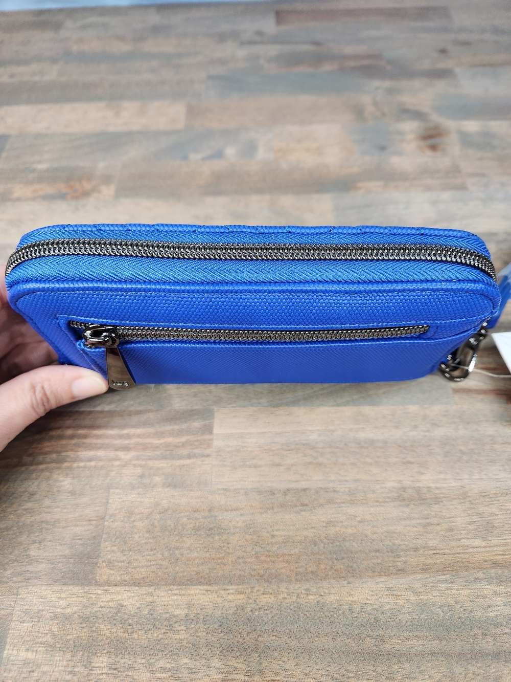 Lug Whirly Matte Luxe VL RFID Wristlet Wallet Sapphire - Picture 4 of 5